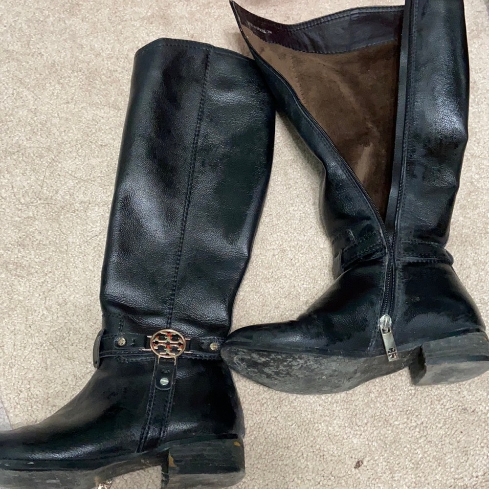Tory Burch riding boots (Broken zipper)